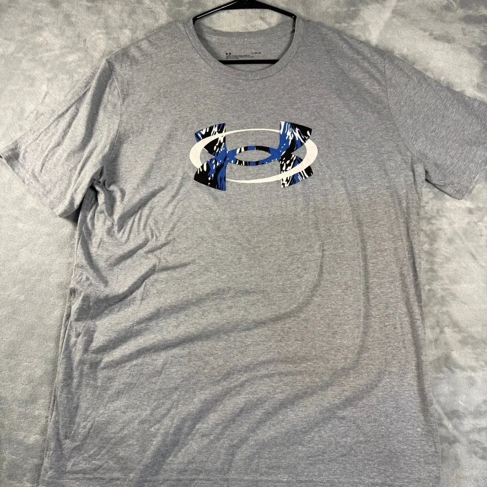 Under Armor Grey T‎ Shirt YL